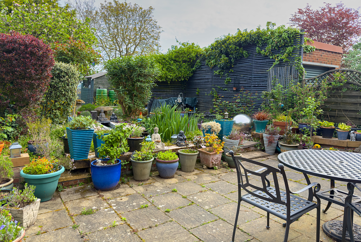 Detached four bedroom detached house Cowley Oxford OX4