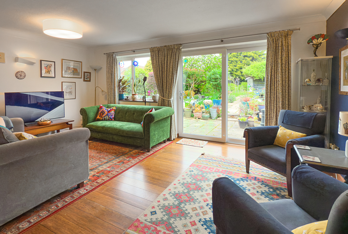 Detached four bedroom detached house Cowley Oxford OX4