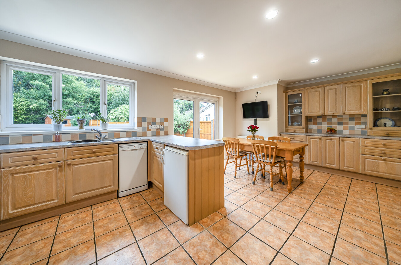 Sugworth Crescent Radley OX14 2JR