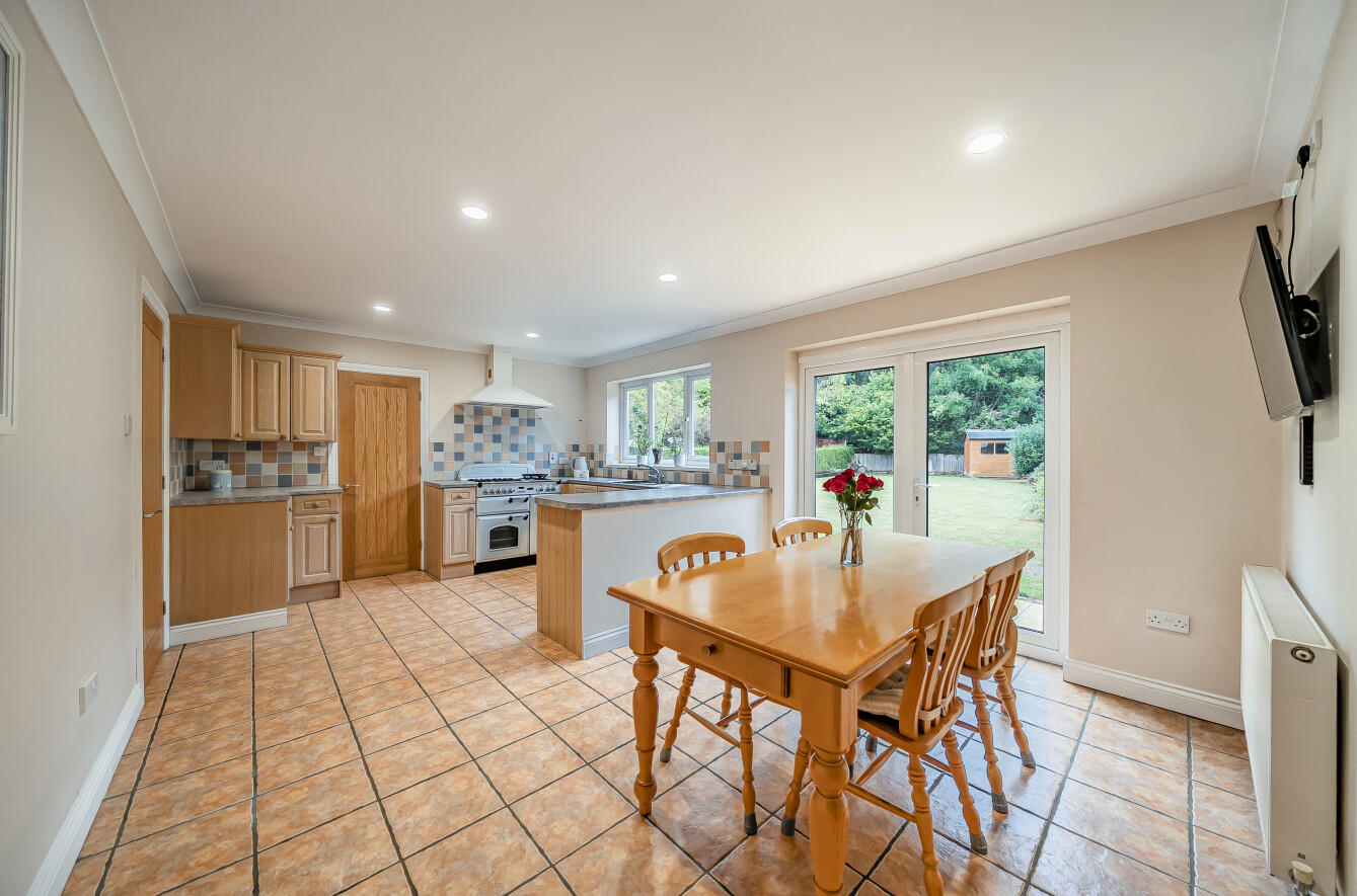 Sugworth Crescent Radley OX14 2JR